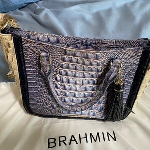 Brahmin -- Floor Sample Satchel/shoulder bag. Melbourne, Medium size
